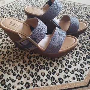 B.O.C. Born Concept Double Strap Blue Wedge Sz 7